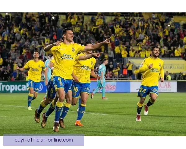 塔瓦雷斯谈拉齐奥与帕尔马之战：赛季虽奇特但现在很快乐 期待在此赢得荣誉